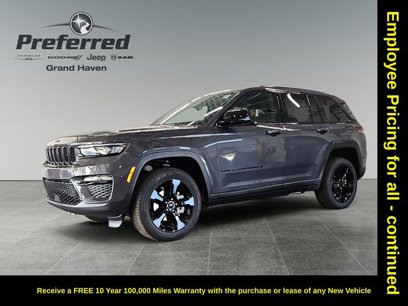 New 2025 Jeep Grand Cherokee Limited w/ Black Appearance Package
