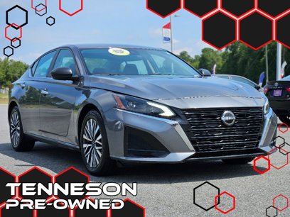 Used 2024 Nissan Altima 2.5 SV