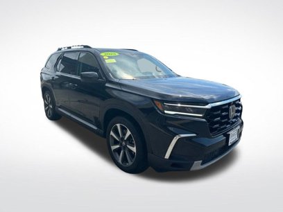Used 2025 Honda Pilot Elite