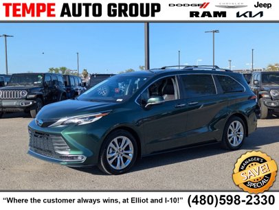 Used 2022 Toyota Sienna Platinum
