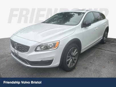 Used 2017 Volvo V60 T5 Cross Country w/ Convenience Package