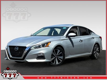 Certified 2021 Nissan Altima 2.5 SV w/ SV Premium Package