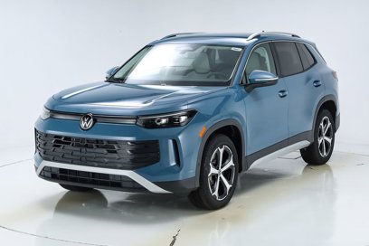 New 2025 Volkswagen Tiguan SE