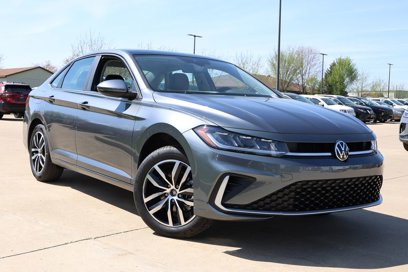 New 2025 Volkswagen Jetta SE