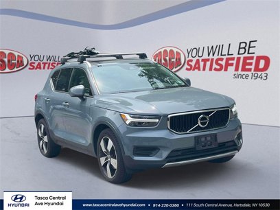 Used 2020 Volvo XC40 T5 Momentum