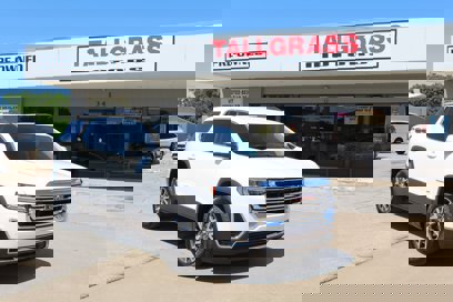Used 2023 GMC Acadia SLE w/ Driver Convenience Package