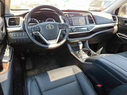 Used 2018 Toyota Highlander XLE