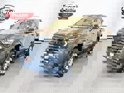 New 2025 Toyota Tacoma SR5