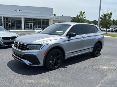 Used 2023 Volkswagen Tiguan SE R-Line