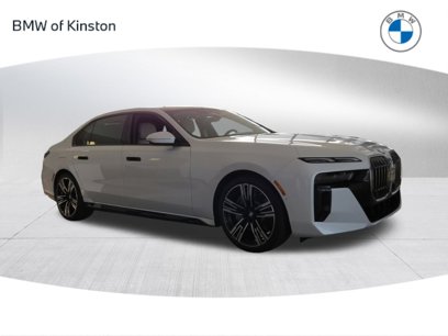 New 2025 BMW 760i xDrive