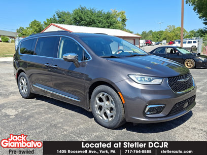 Used 2022 Chrysler Pacifica Limited