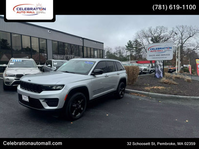 Used 2023 Jeep Grand Cherokee Altitude
