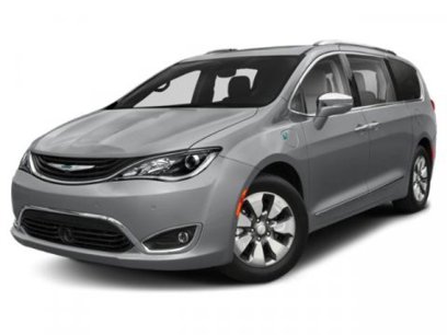 Used 2018 Chrysler Pacifica Limited w/ Advanced Safetytec Group
