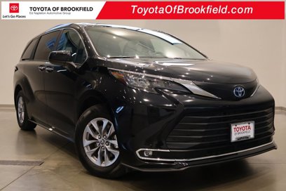 Certified 2024 Toyota Sienna XLE