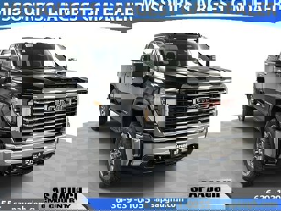 New 2025 GMC Sierra 2500 SLT w/ Max Trailering Package
