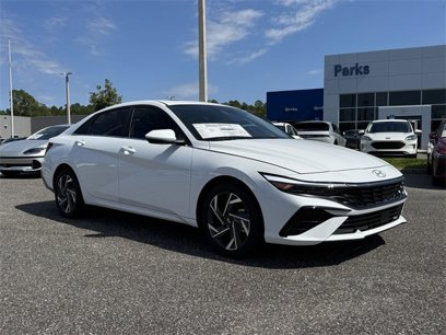 New 2025 Hyundai Elantra SEL w/ Cargo Package