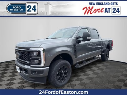 New 2025 Ford F250 XLT w/ Black Appearance Package
