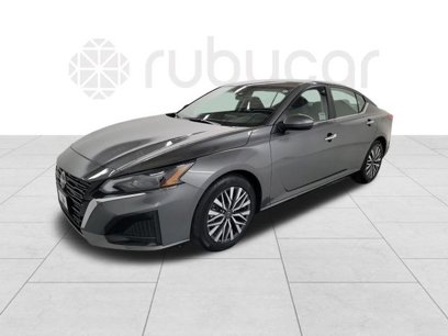 Used 2023 Nissan Altima 2.5 SV