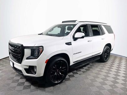 Used 2022 GMC Yukon SLT w/ SLT Premium Package