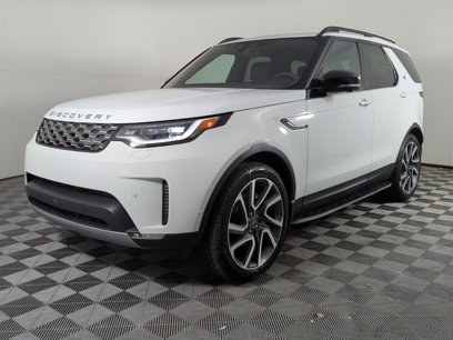 New 2025 Land Rover Discovery S