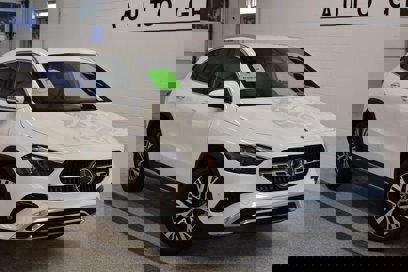 New 2025 Mercedes-Benz GLA 250 4MATIC