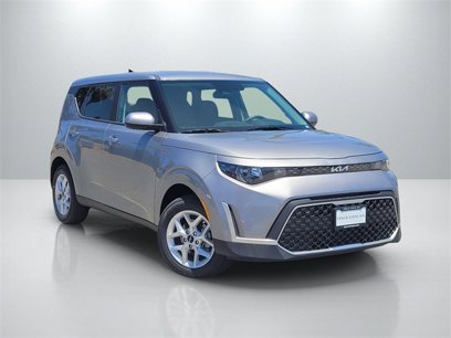 New 2025 Kia Soul LX