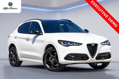 New 2025 Alfa Romeo Stelvio Tributo Italiano w/ Active Assist Plus Package
