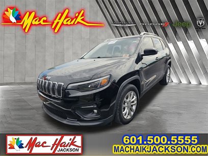Used 2019 Jeep Cherokee Latitude w/ Popular Appearance Group