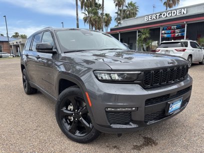 Used 2022 Jeep Grand Cherokee L Limited w/ Black Appearance Package