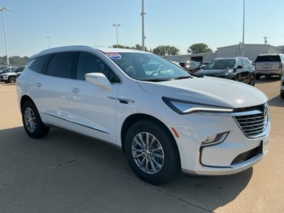 Used 2024 Buick Enclave Essence w/ Technology Package