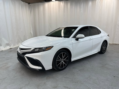 Used 2021 Toyota Camry SE