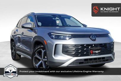 New 2025 Volkswagen Tiguan SE