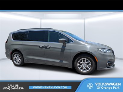 Used 2022 Chrysler Pacifica Touring-L