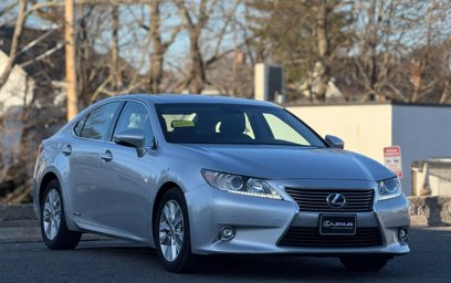Used 2014 Lexus ES 300h