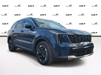 New 2025 Kia Sorento S