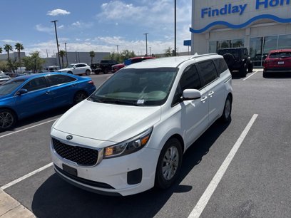 Used 2017 Kia Sedona LX w/ LX Essentials Premium Package
