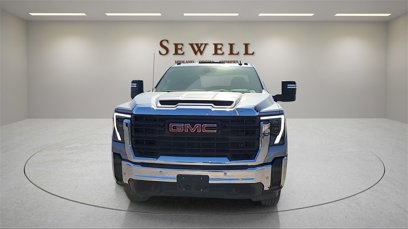 New 2025 GMC Sierra 2500 Pro w/ 1SA Pro Safety Plus Package