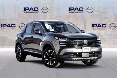 New 2025 Nissan Kicks SV w/ Illumination Package