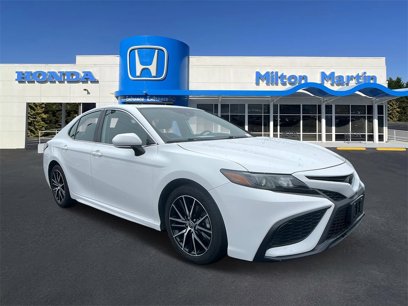 Used 2023 Toyota Camry SE