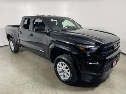 New 2025 Toyota Tacoma SR5
