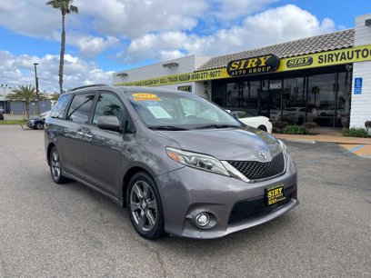 Used 2017 Toyota Sienna SE
