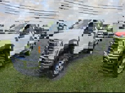 New 2025 Ford F450 XL w/ XL Chrome Package