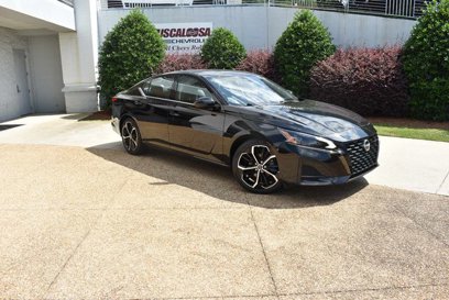 Used 2023 Nissan Altima 2.5 SR