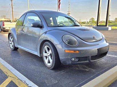 Used 2006 Volkswagen Beetle TDI Coupe w/ Package 2