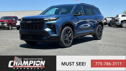 New 2025 Chevrolet Traverse RS w/ LPO, Cargo Package