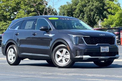 Certified 2025 Kia Sorento LX