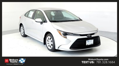 New 2025 Toyota Corolla LE