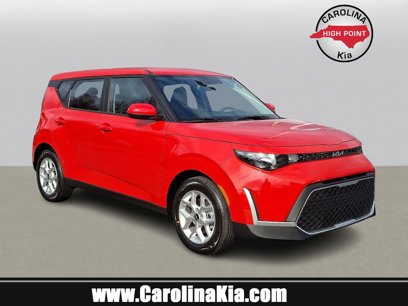 New 2025 Kia Soul LX