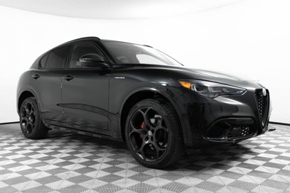 New 2025 Alfa Romeo Stelvio Sprint