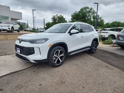 New 2025 Volkswagen Tiguan SE